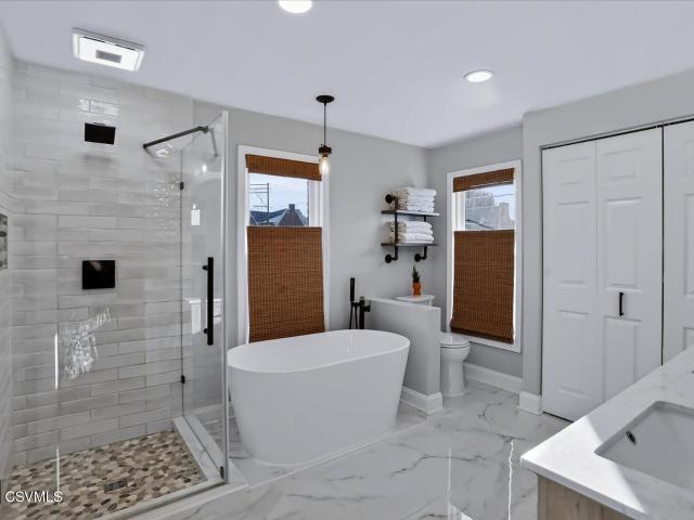 340 S 2ND Street