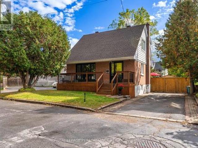 340 St Denis Street, Ottawa, ON, K1L 5J2 house for sale | Listing ID X13885 | Royal LePage