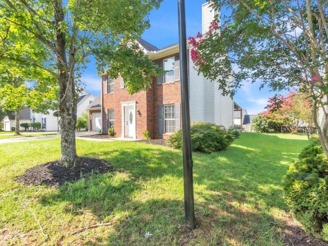 340 Riverside Chase Circle