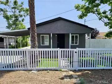 340 W CONGRESS ST, COLTON, CA 92324