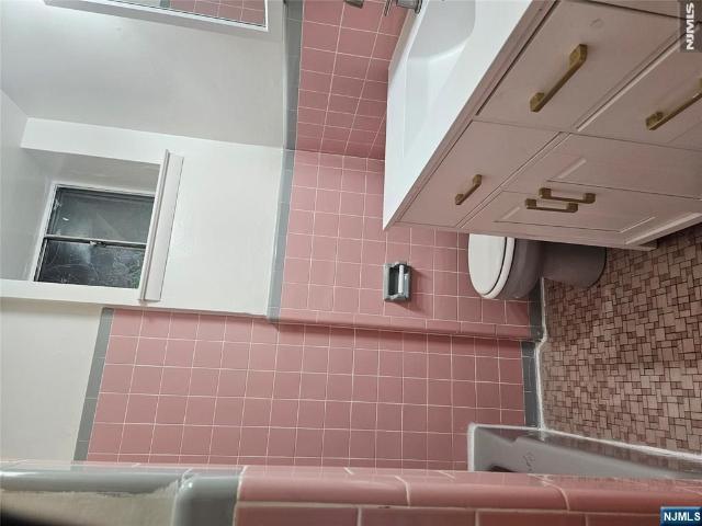 340 Undercliff Unit# 12 B, Edgewater, US, NJ