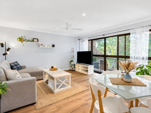 34/162 frank street, labrador qld for rent lj hooker