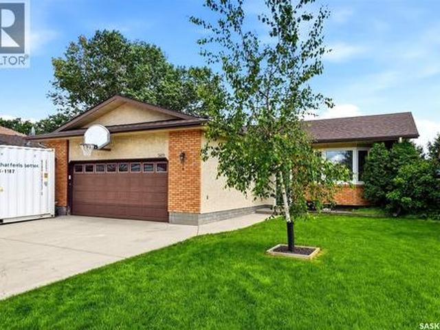 3419 Olive Grove, Regina, SK, S4V 2P2 house for sale | Listing ID SK041319 | Royal LePage