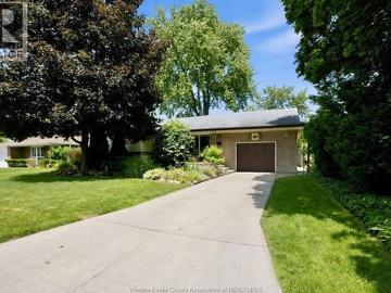 3410 Avondale Avenue, Windsor, ON, N9E 1X7 house for sale | Listing ID 26014 | Royal LePage