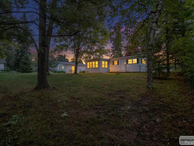 3410 Algonquin Trail