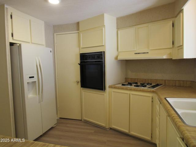 3411 s camino seco # 139
