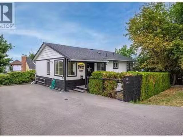 3411 17 Avenue Unit# A2, Vernon, BC, V1T 1B6 house for sale.