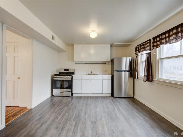 34120 Decatur Court
