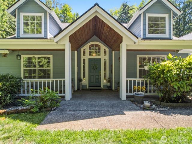 3412 Quail Creek Ln NE
