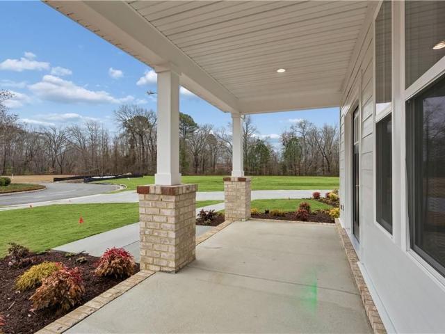 3413 Mintonville Point Dr, Suffolk, VA