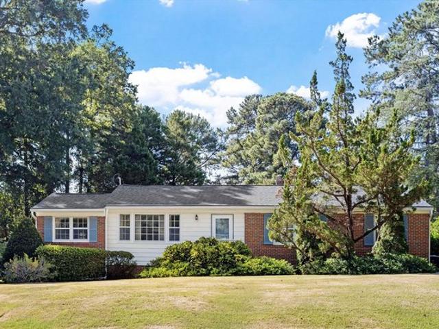 3413 Redbud Ln, Raleigh, NC 27607