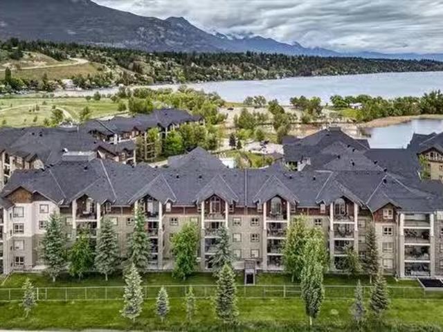 3413 205 Third Avenue, Invermere, BC, V0A 1K7 Single Family.