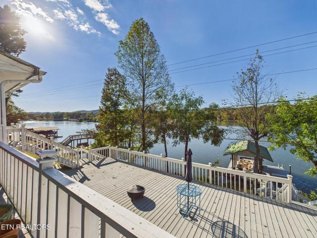 341 Clearwater Drive