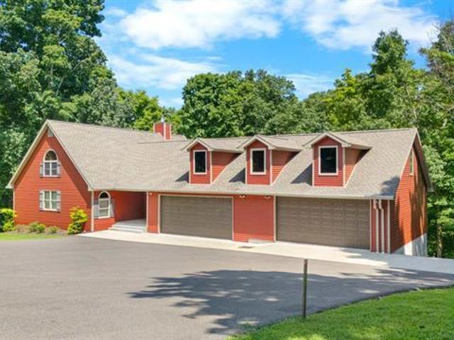 341 Dixon Lane