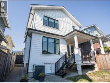 341 E 13Th Street, North Vancouver, BC, V7L 2L8 house for sale | Listing ID R3134 | Royal LePage