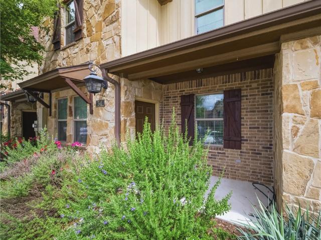 341 Newcomb Lane
