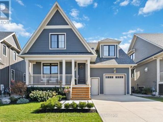 341 Yellow Birch Crescent, Blue Mountains, ON, L9Y 0Y5 house for lease | Listing ID X13805 | Royal LePage