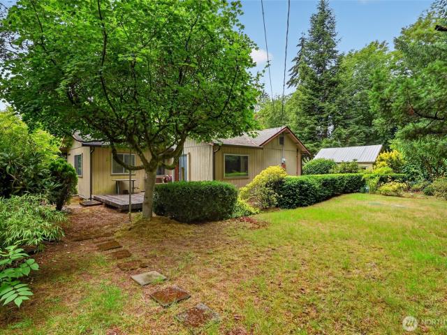 3424 26th Avenue NE