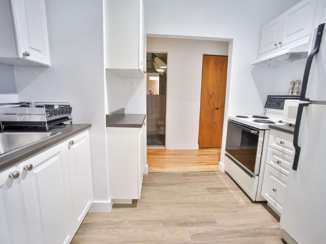 3427 Av. de l'Hôtel de Ville