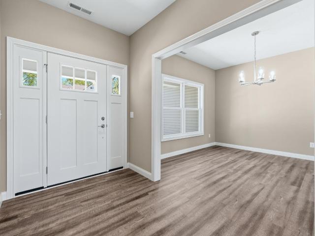 3429 E Autumn Trail