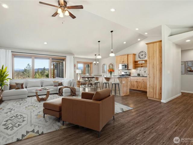 34212 N Vista Point Lane