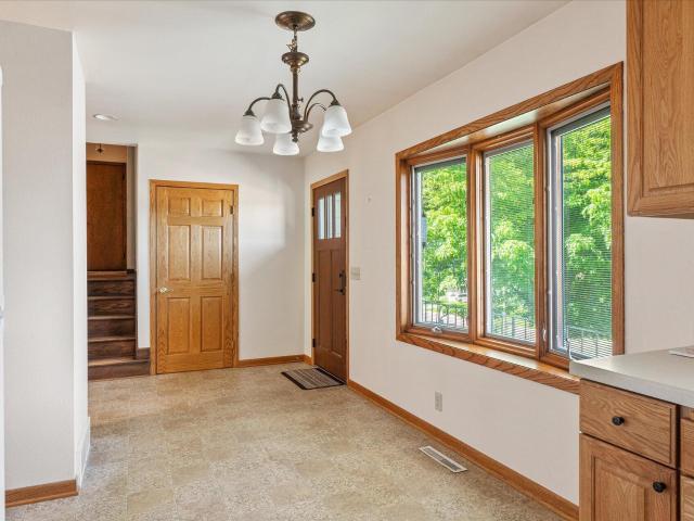 3421 Cliffside Dr