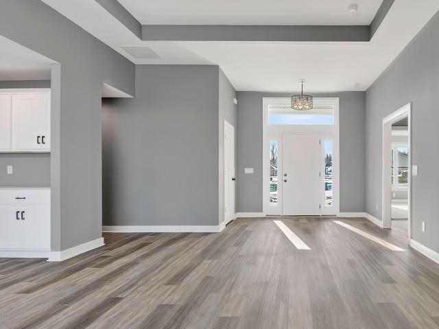 3424 Cantabria Cove
