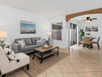 3422 Seabreeze Walk