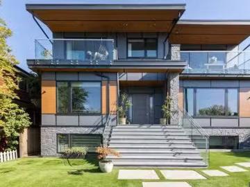 Greater Vancouver - Garden, Gym, Deck, Parking