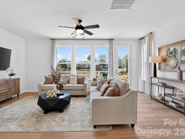 342 Sunland Alley