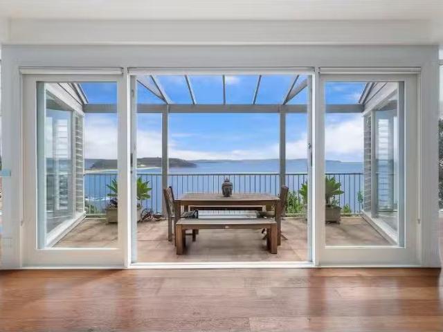 342 Whale Beach Road, Palm Beach House for rent Listed by Ell.