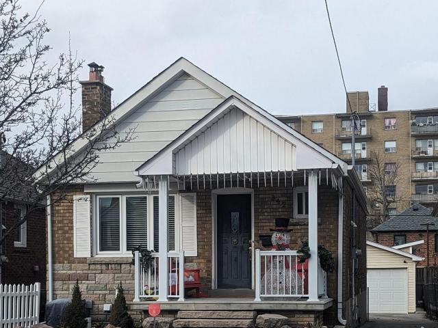 342 Whitmore Avenue in Toronto: Briar Hill Belgravia House for lease Toronto W04: MLS®# W13535414