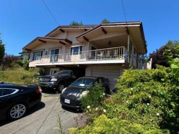 Abbotsford Centre, Clayburn