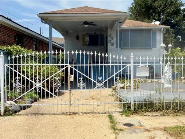 3435 Clara Street