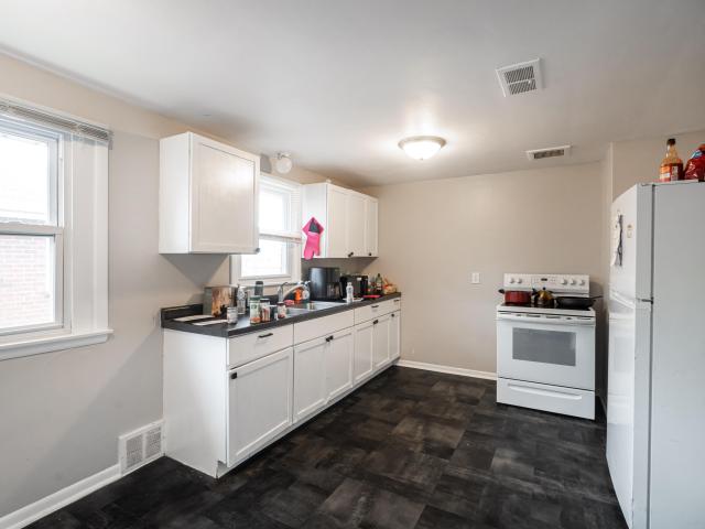 3437 N 83rd St, Unit 3439