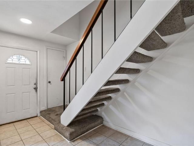 3437 Bruin DR