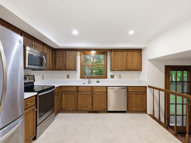 3438 Stanford Drive