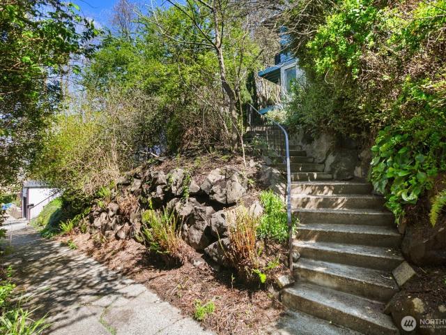 3438 14th Avenue W