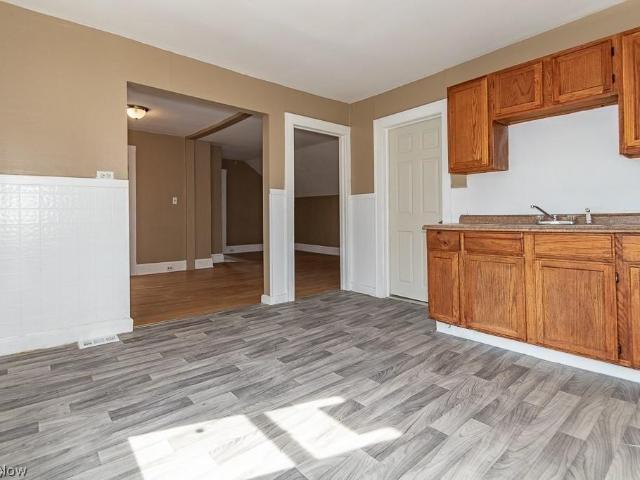 3439 W 65th Street
