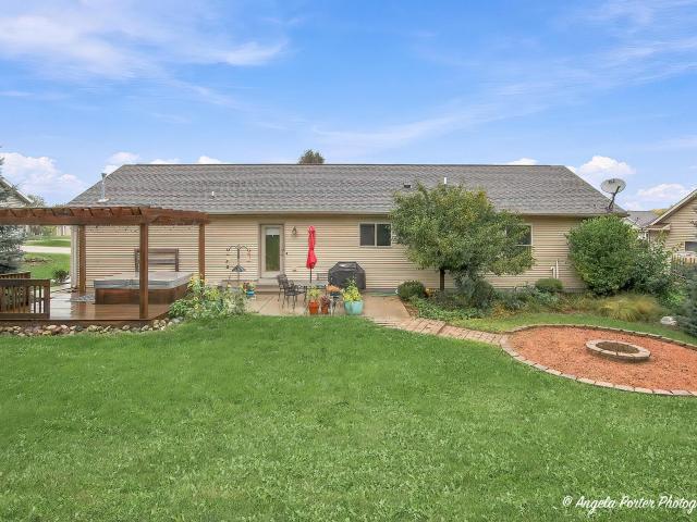 343 Homestead Dr