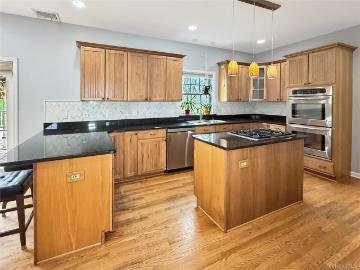 343 North Avenue