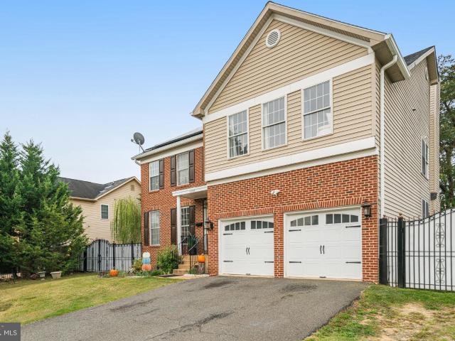 3444 Washington Dr, Falls Church, VA 22041 | MLS #VAFX2304