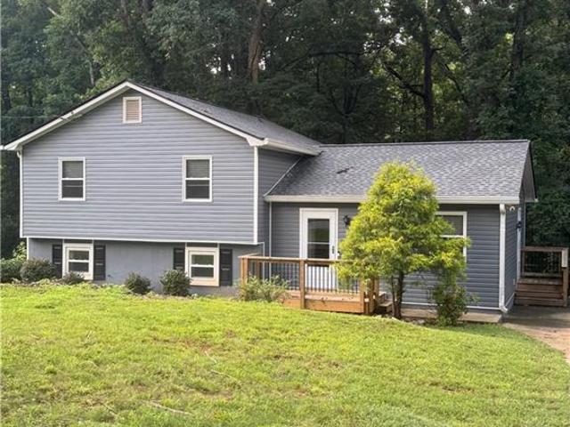 3448 Forest Knoll Drive