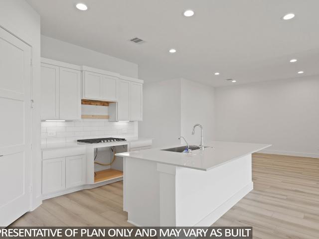 3440 Lone Pines Court