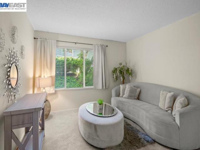 3441 Tice Creek Dr. 4