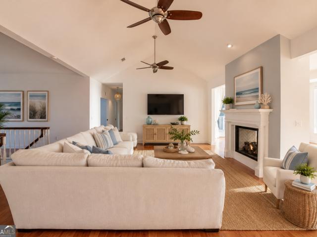 344 Alexanders Court