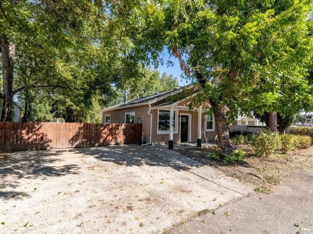 344 B St, Yuba City, CA 95991