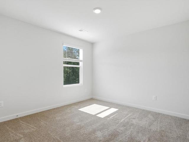 344 Jarrett St, Fairburn, GA 30213 | MLS #7751