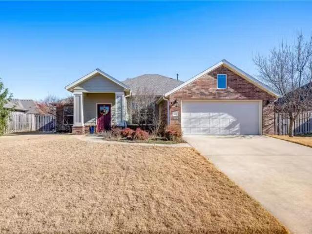 344 N COLD HARBOR AVE, FAYETTEVILLE, AR 72704