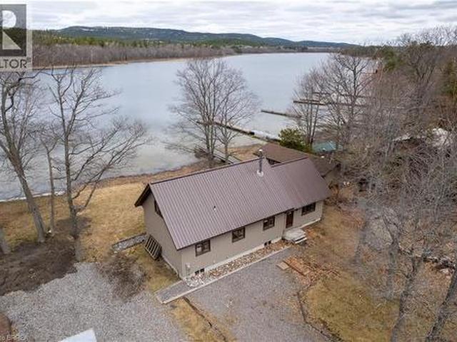 344 Perry Avenue, Killarney, ON, P0M 2A0 house for sale | Listing ID 40824 | Royal LePage
